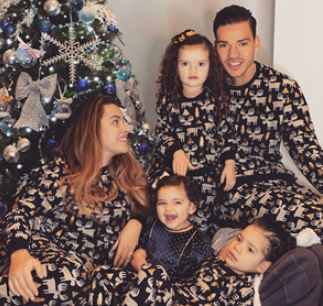 Lais Moraes with her husband Ederson and children.